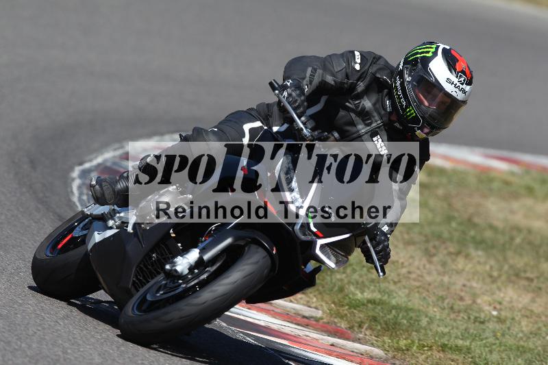 Archiv-2022/50 09.08.2022 MSS und TÖFF Track Day ADR/Gruppe gelb/unklar